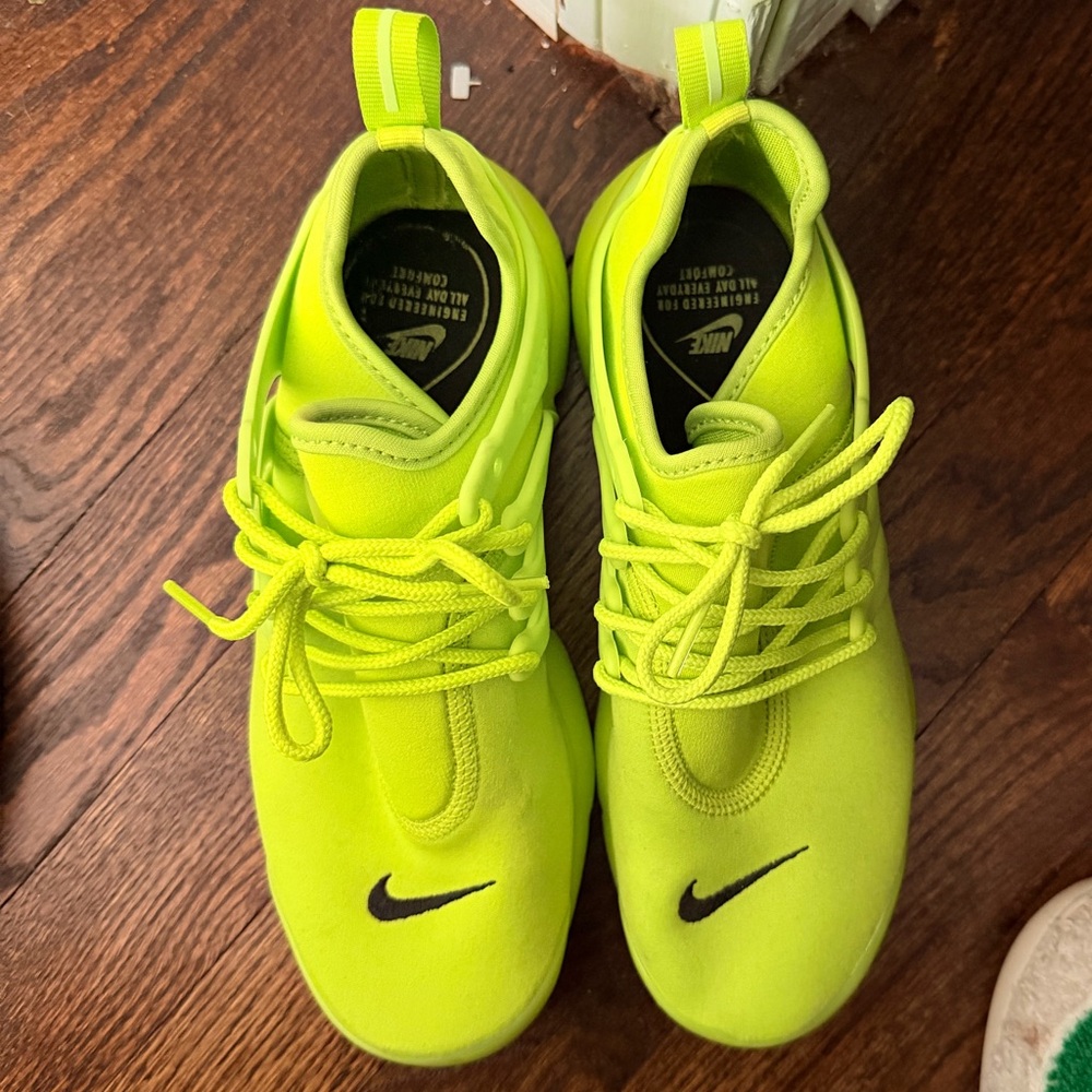 Nike Air Presto Sneakers